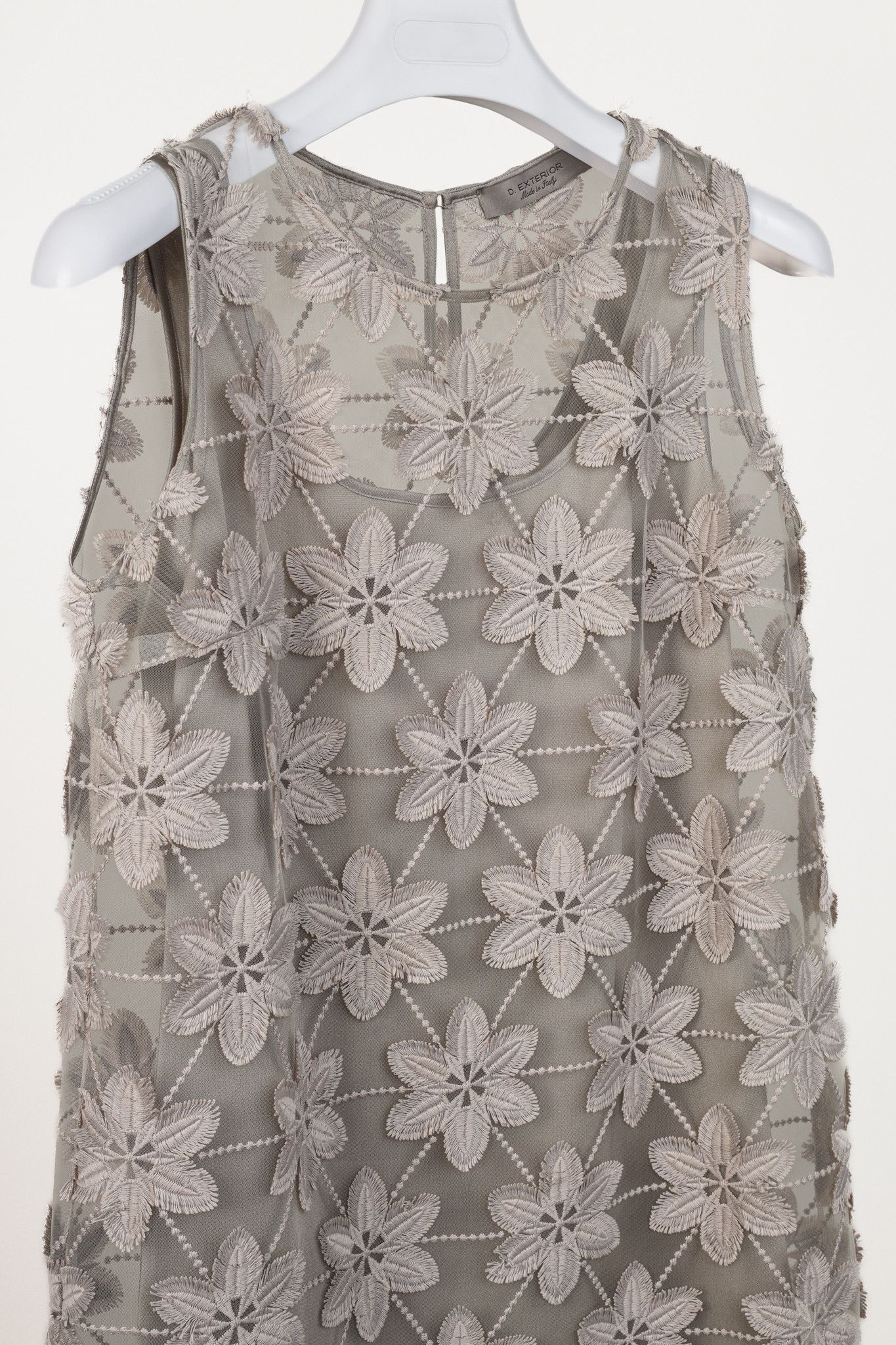 D.Exterior D. Exterior Taupe Floral Embroidered Shift Dress Size L / US 10 / IT 46 - 3 Thumbnail
