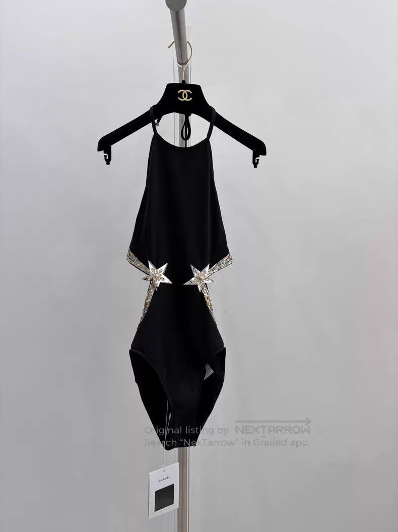 Chanel Chanel Comet swimsuit Jennie same style small waist with v Size XXS / US 00 / IT 34 - 1 Thumbnail