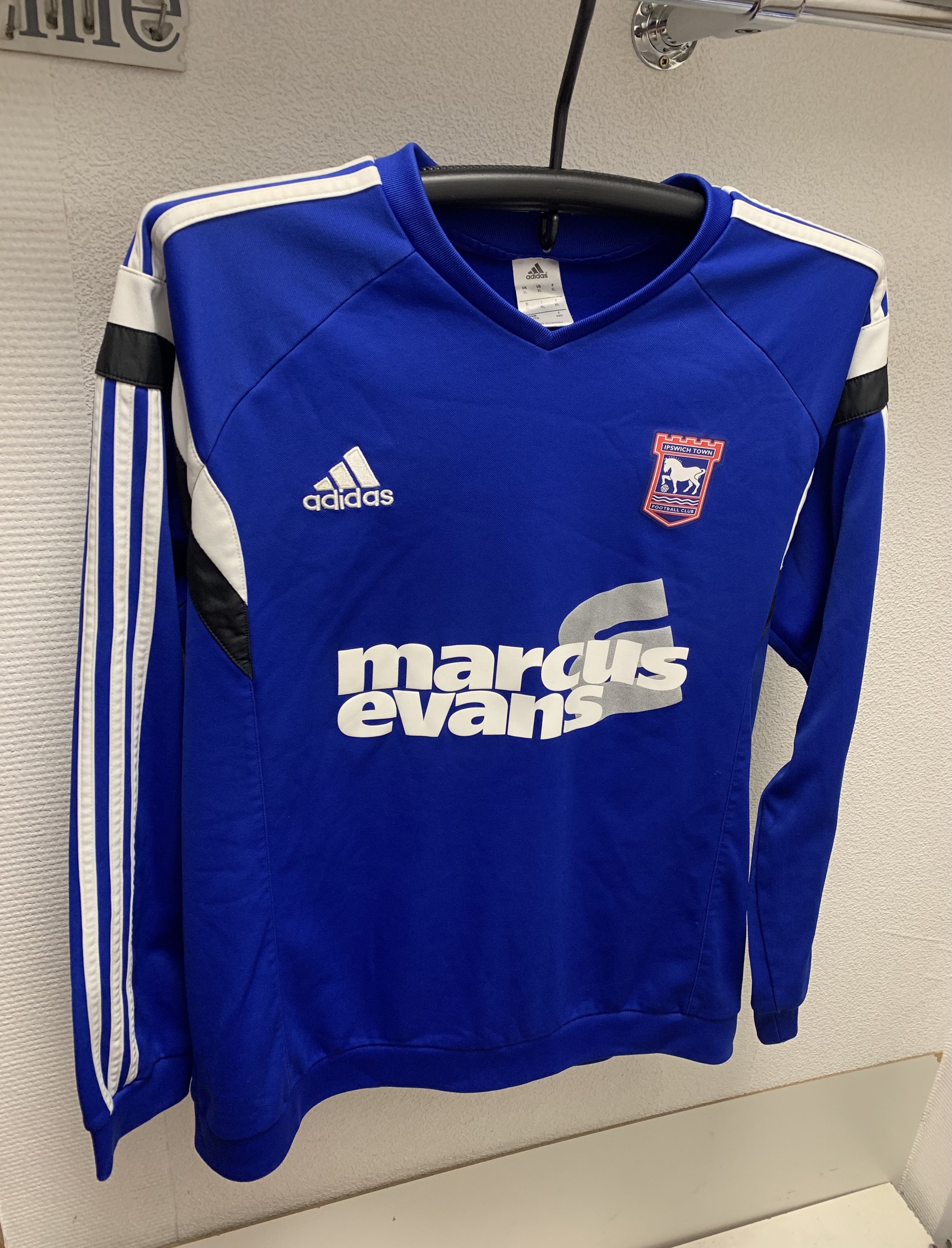 Adidas Ipswich town Adidas soccer sweatshirt Xl sz Size US XL / EU 56 / 4 - 1 Thumbnail