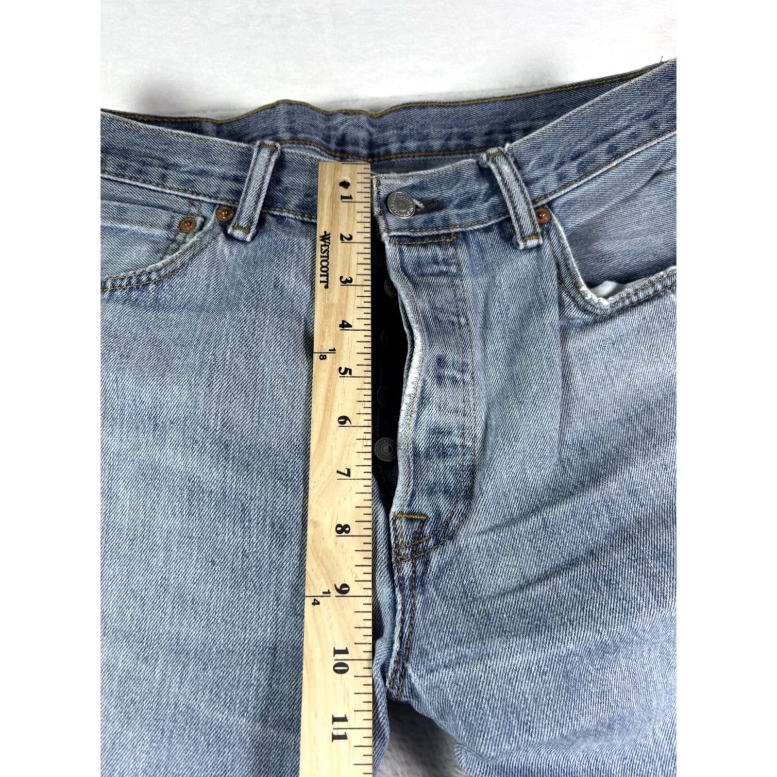 Levi's VINTAGE Levi's 501 Jeans Men Straight Leg Button Fly Distressed Workwear 33x30 Blue Denim Size 33 Regular Men’s Retro Classic Size US 33 - 3 Thumbnail