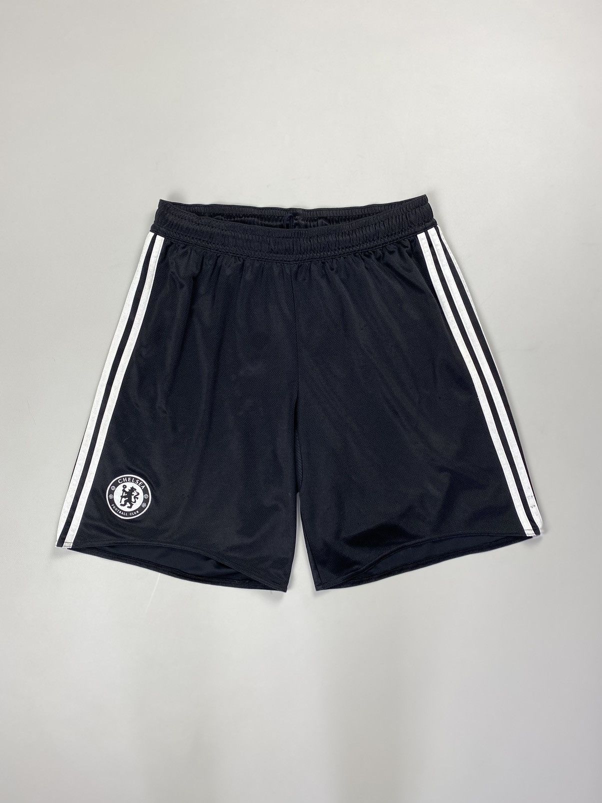 Adidas Adidas Chelsea 2008 Soccer Shorts size L Size US 34 / EU 50 - 1 Thumbnail