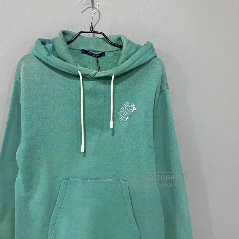 Louis Vuitton Louis Vuitton Lake Blue Pin Hoodie Size US S / EU 44-46 / 1 - 2 Thumbnail