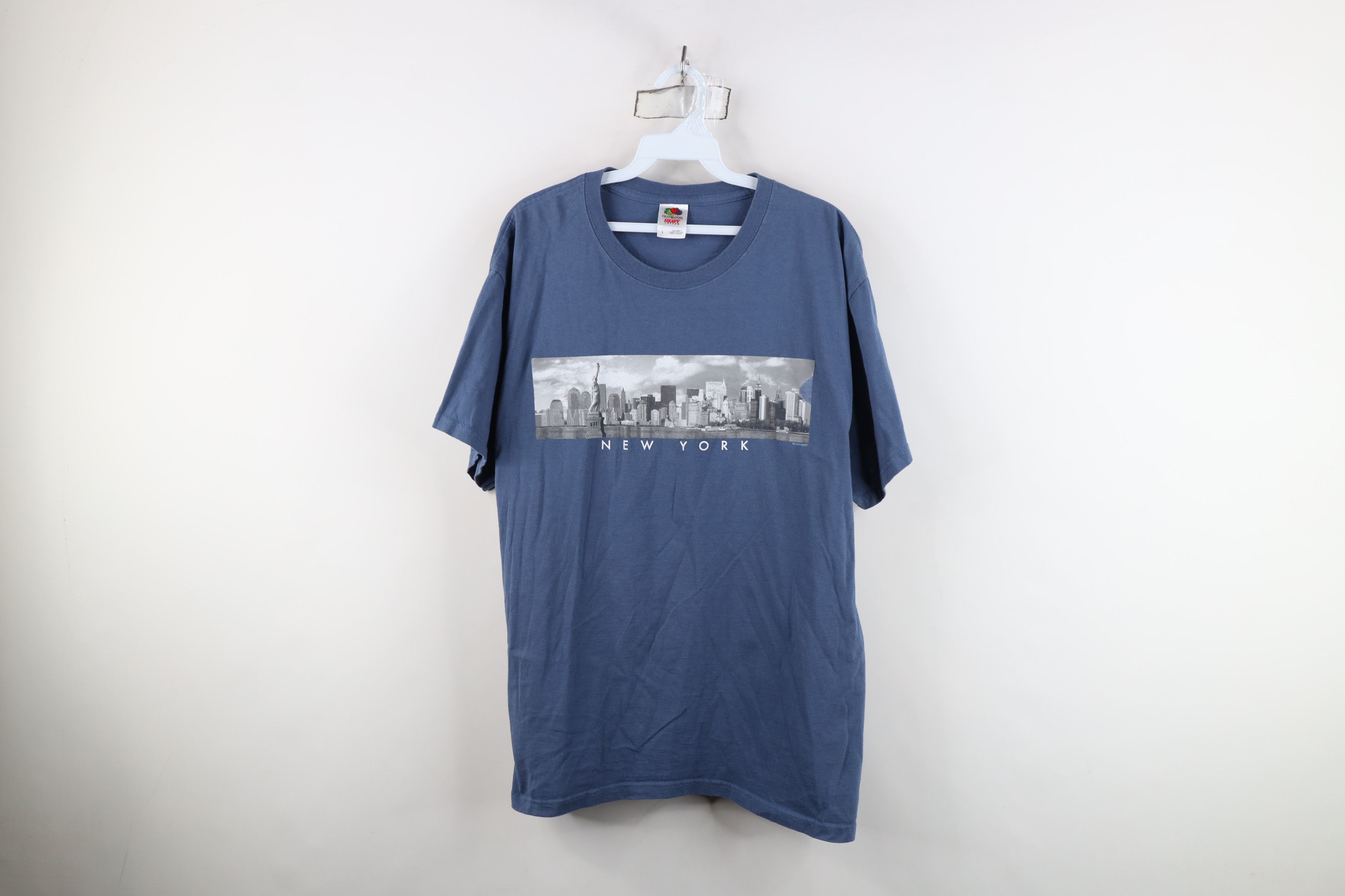 Vintage Vintage Y2K 2007 Streetwear Spell New York Box Logo T-Shirt Size US L / EU 52-54 / 3 - 1 Thumbnail
