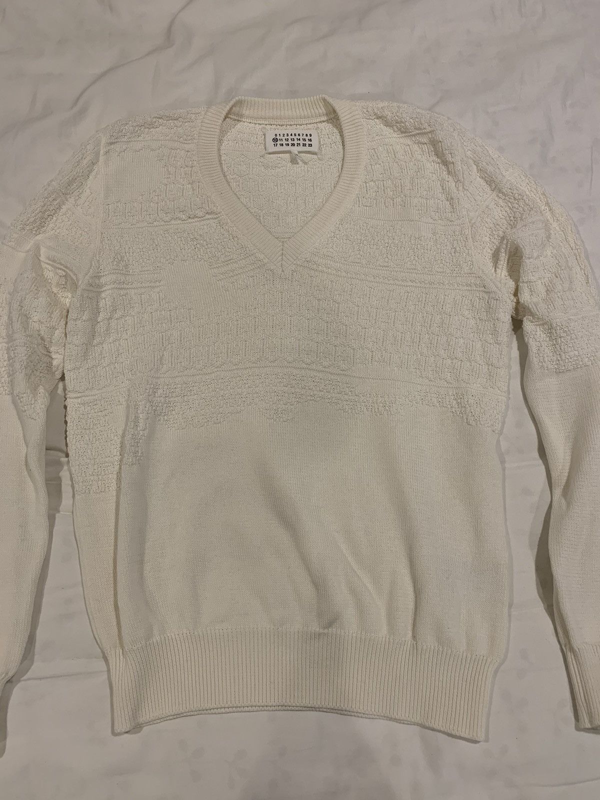 Maison Margiela Madison Margiela Mens Distressed knit Sweater Size US L / EU 52-54 / 3 - 1 Thumbnail
