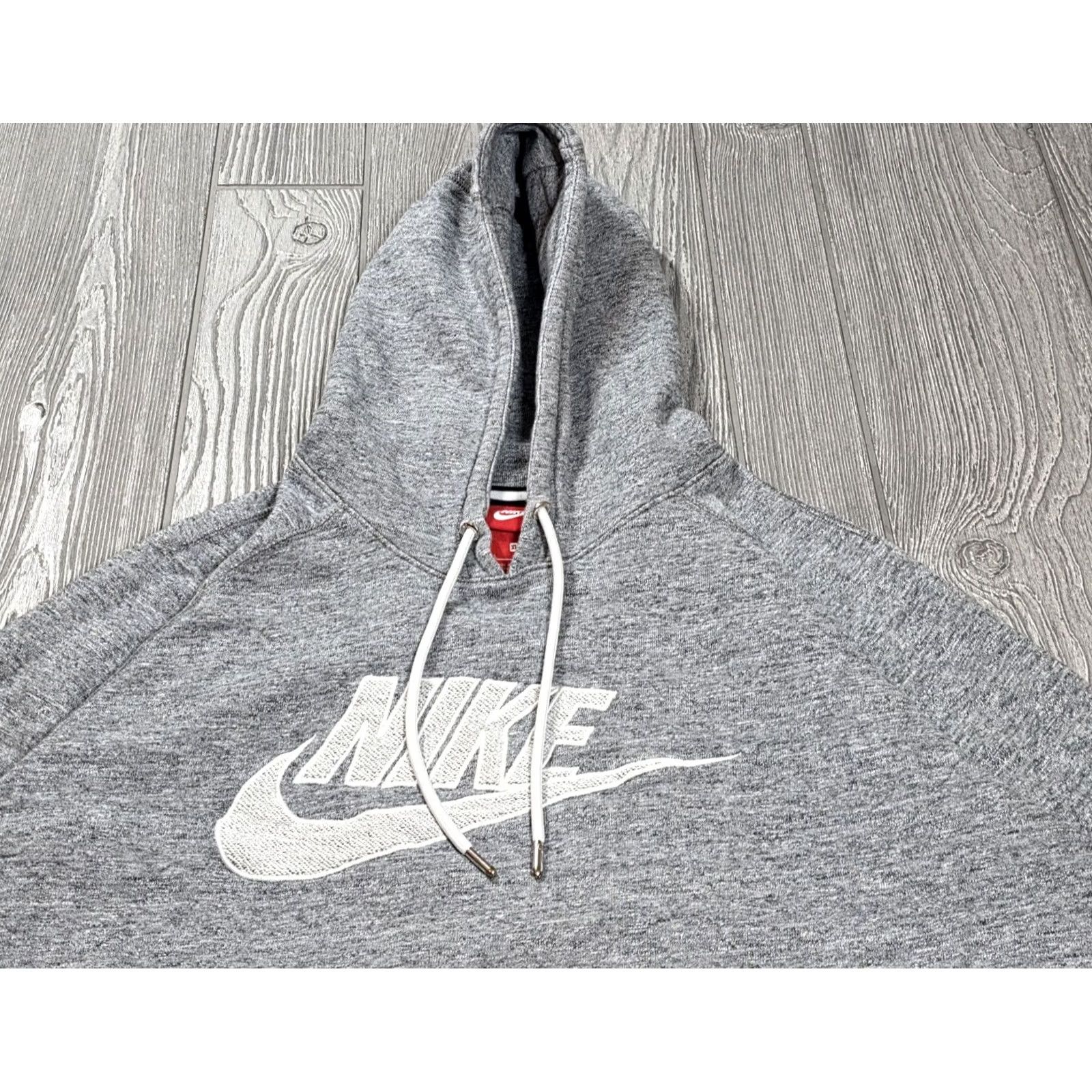 Nike VINTAGE Nike Mens Hoodie Heather Grey Drawstring Embroidered Center Spell Out Logo Hoodie M Gray Nike Sportswear Men’s Pullover With Hood Pockets Size US M / EU 48-50 / 2 - 7 Thumbnail