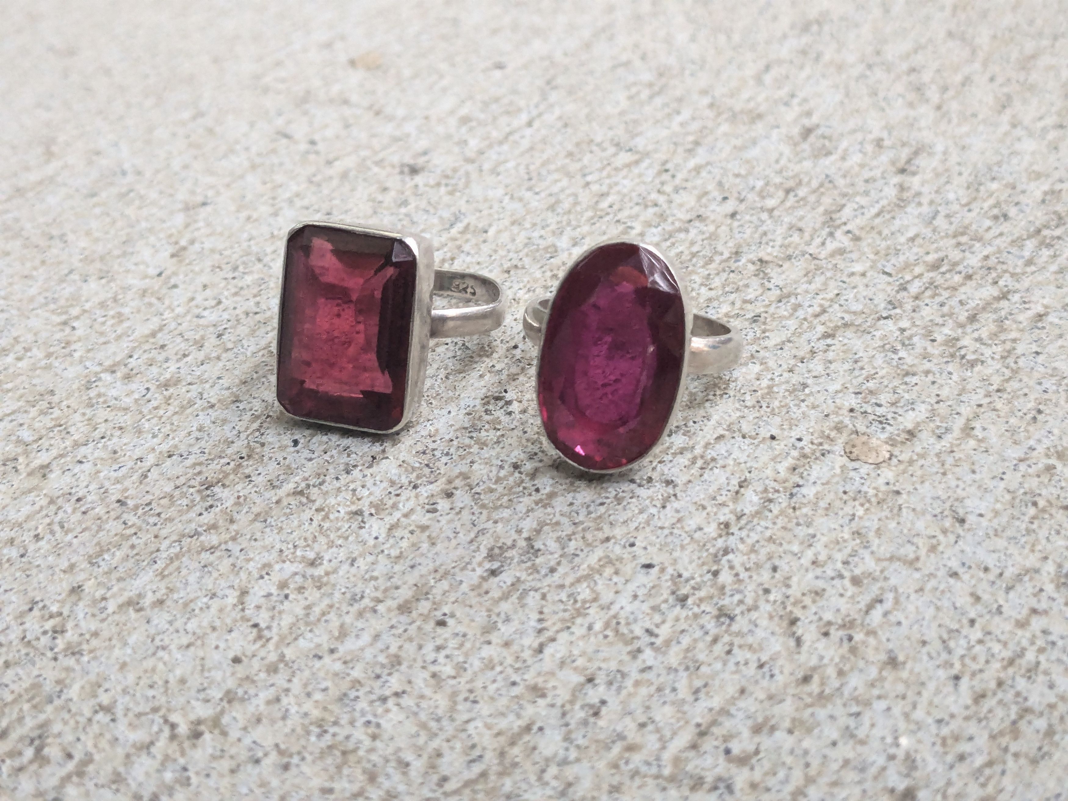 Jewelry × Vintage Vintage Sterling Silver Ring Red Glass 6.5 8.5 Rectangle Size ONE SIZE - 2 Thumbnail