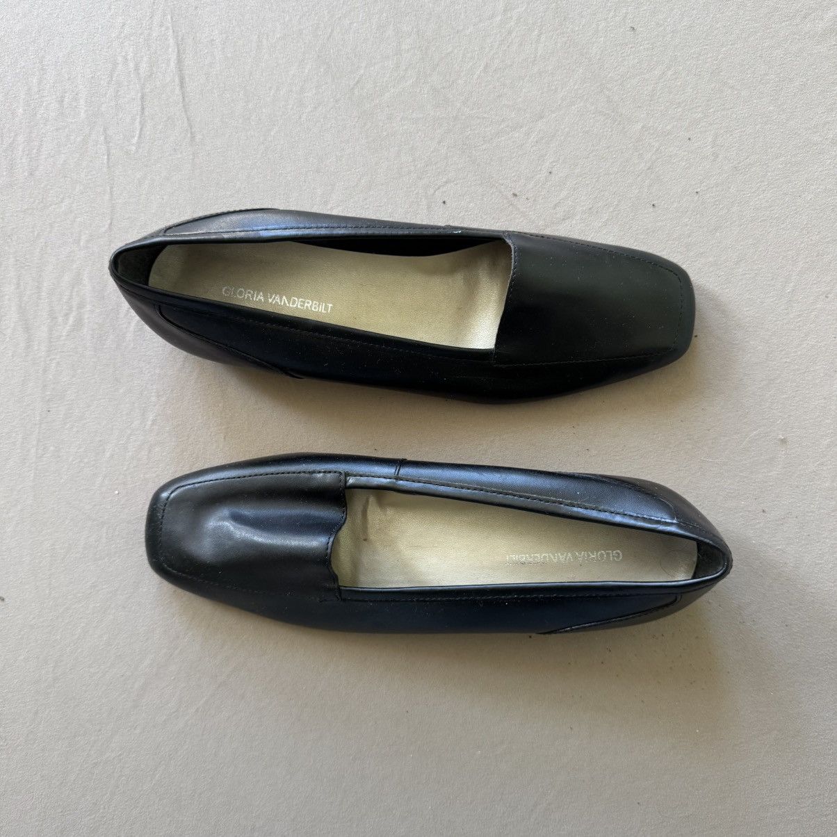 Gloria Vanderbilt Vintage Gloria Vanderbilt Leather Square Toe Flats Size US 7 / IT 37 - 2 Thumbnail