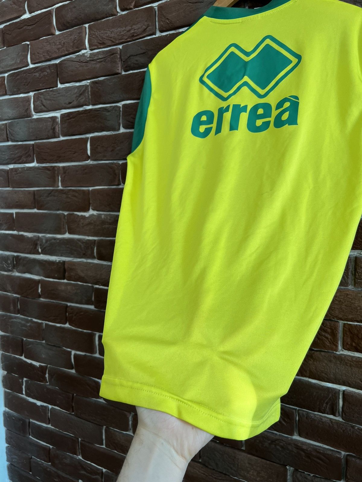 Errea Rare Errea Norwich City 2016/17 Y2K L Jersey Soccer Kit Size US L / EU 52-54 / 3 - 8 Thumbnail