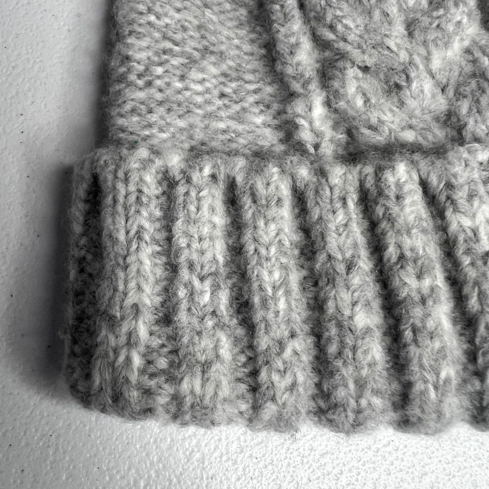 Express Express Beanie Women's One Size Gray Faux Fur Pom Cable Knit NEW Size ONE SIZE - 2 Thumbnail