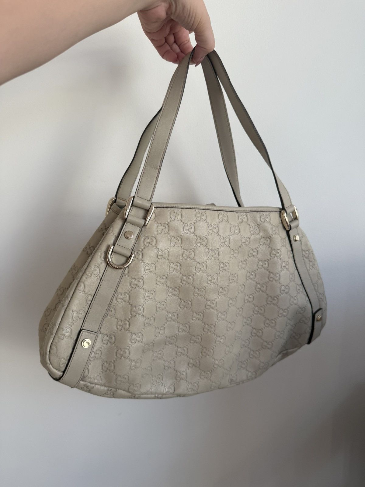 Gucci RARE Gucci Guccissma Cream Leather Shoulder Bag Size ONE SIZE - 1 Thumbnail