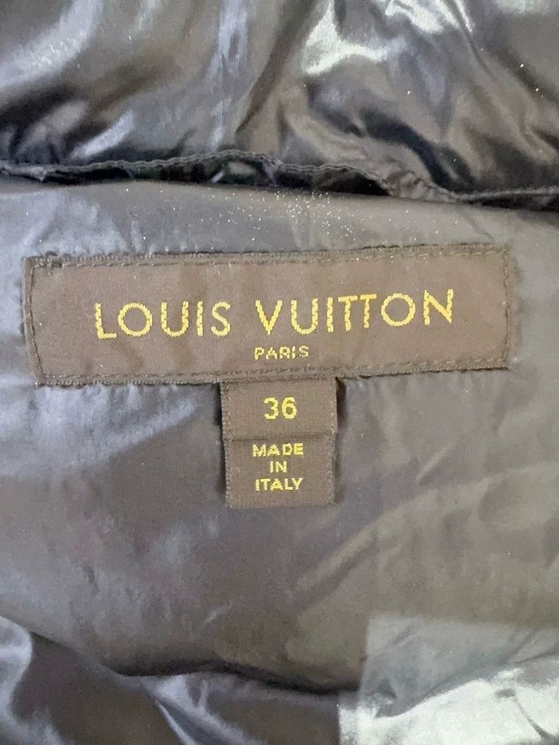 Louis Vuitton Louis Vuitton Down Jacket for Women-2506 Size US M / EU 48-50 / 2 - 5 Thumbnail