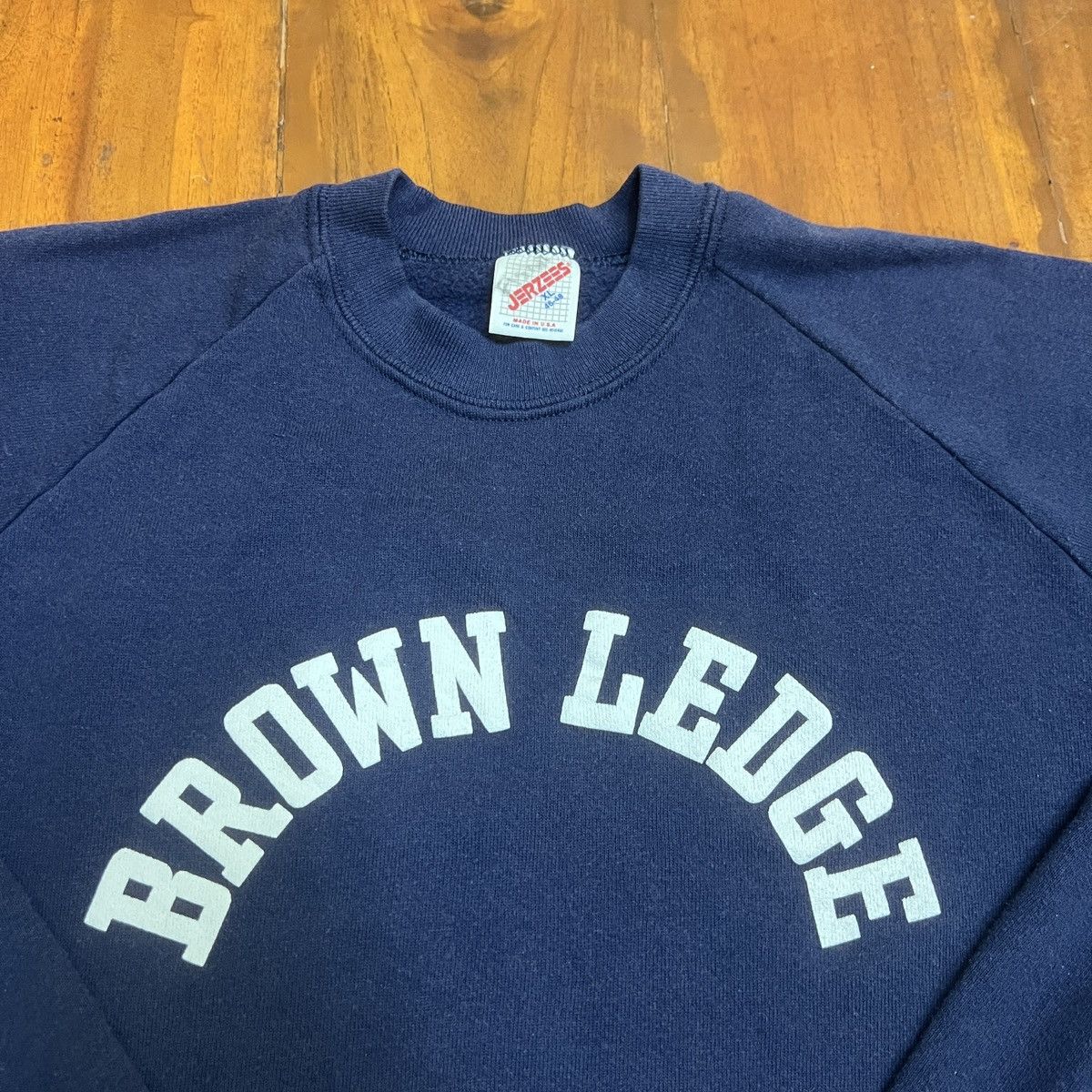 Vintage Vintage Brown Ledge Sweatshirt Size US XL / EU 56 / 4 - 3 Thumbnail