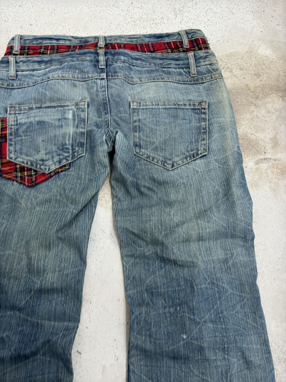 Japanese Brand Double Waist Distressed Denim Jeans Red Tartan Plaid Punk Size US 32 / EU 48 - 9 Thumbnail