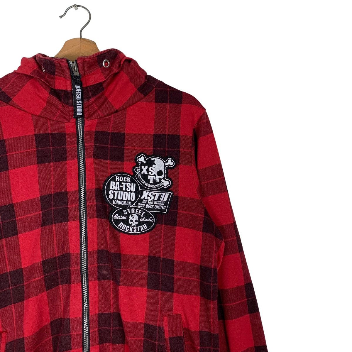 Japanese Brand BATSU STUDIO Big Logo Tartan Zipper Hoodies #0806-C36 Size US M / EU 48-50 / 2 - 5 Thumbnail