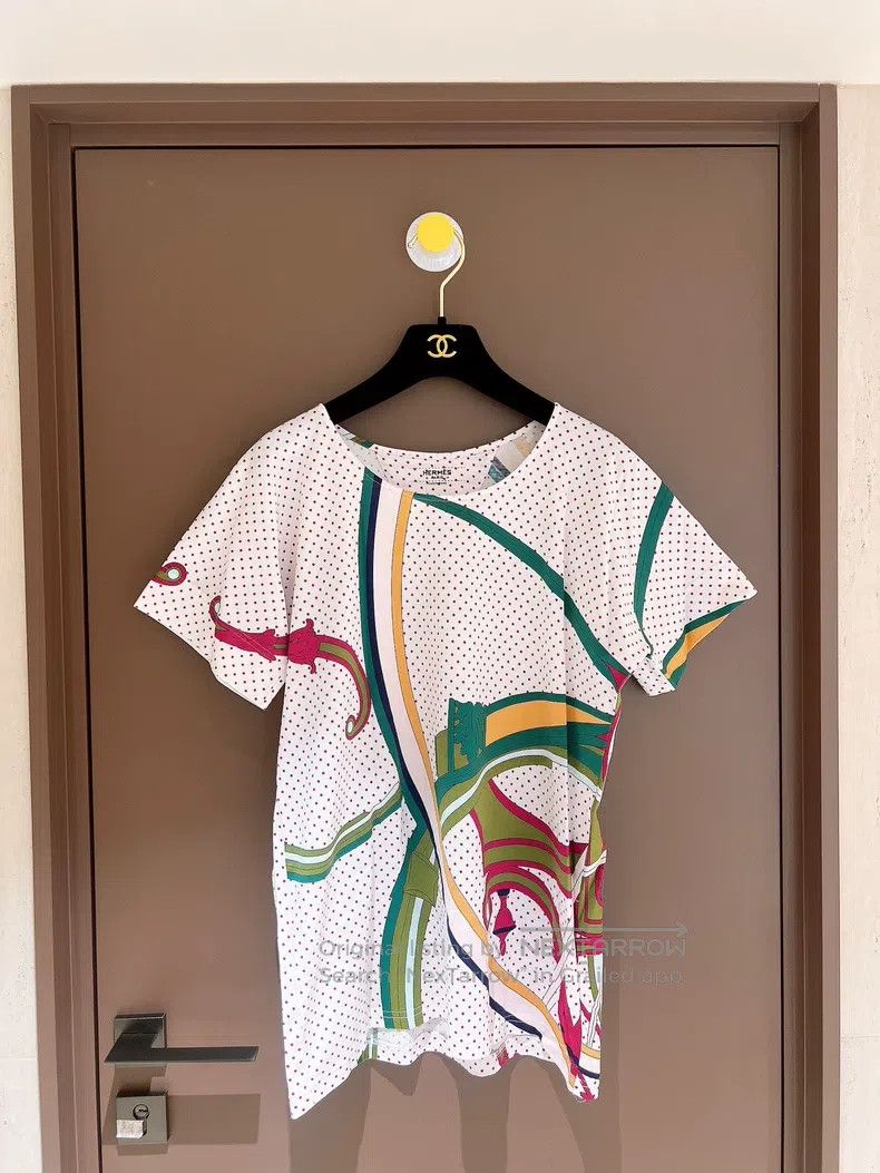 Hermes Hermes Colorful Wheel Print Small Polka Dot Short Sleeve T Size XS / US 0-2 / IT 36-38 - 1 Thumbnail