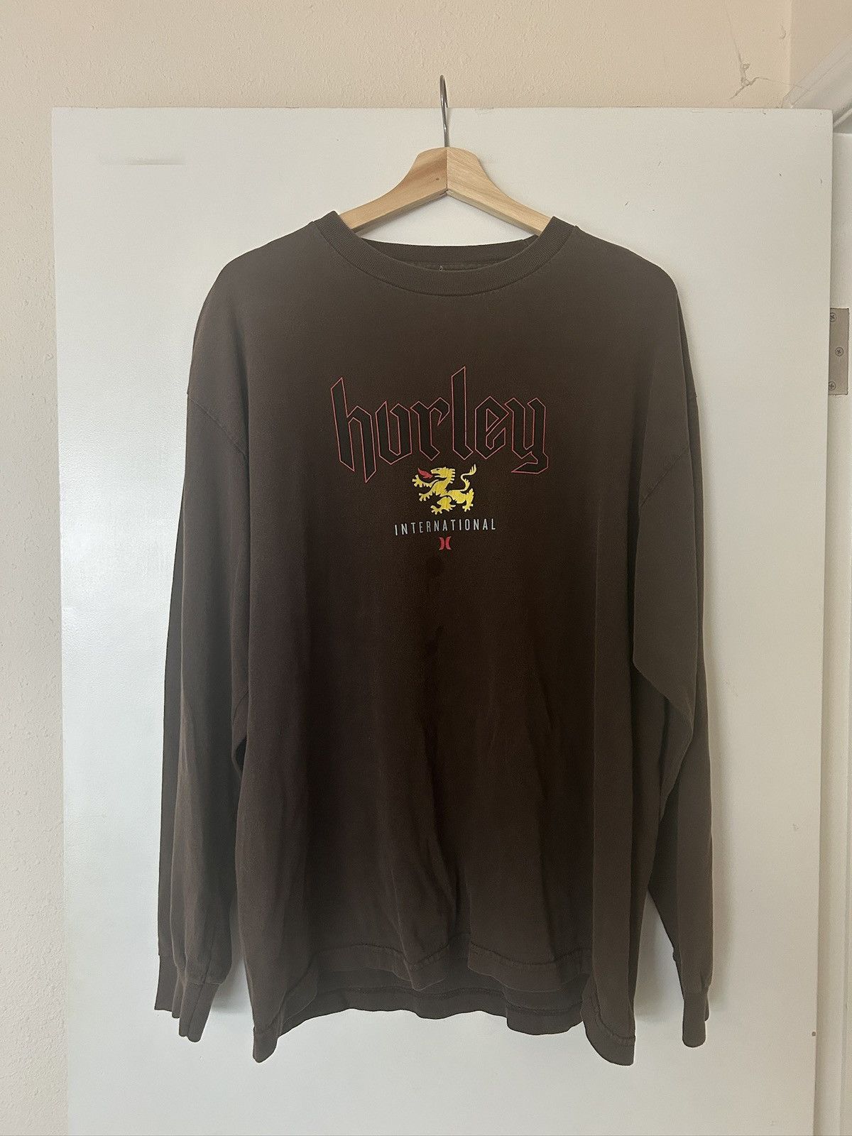 Hurley Y2K Hurley international longsleeve Size US XL / EU 56 / 4 - 1 Thumbnail