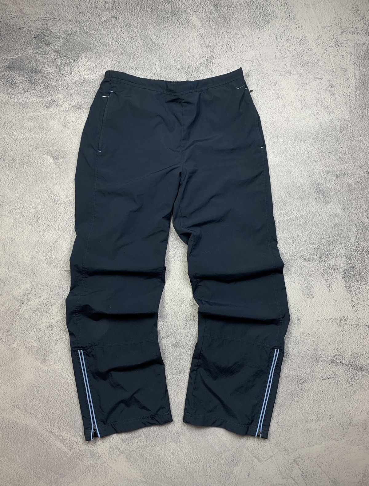 Nike Vintage Nike Womens Blue Tracksuit L Retro 90s Style Size L / US 10 / IT 46 - 13 Thumbnail