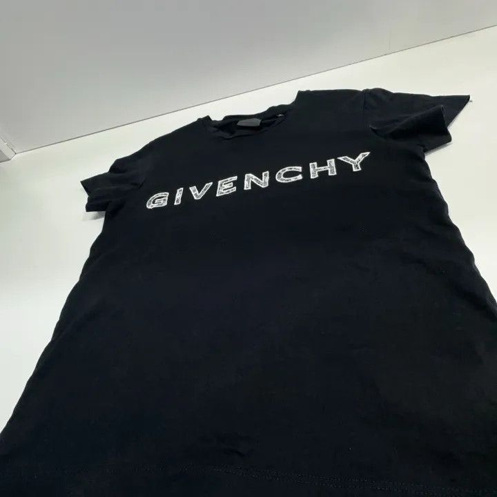 Givenchy Givenchy Givenchy Casual Fashion Round Neck Tshirt -2507 Size US M / EU 48-50 / 2 - 5 Thumbnail