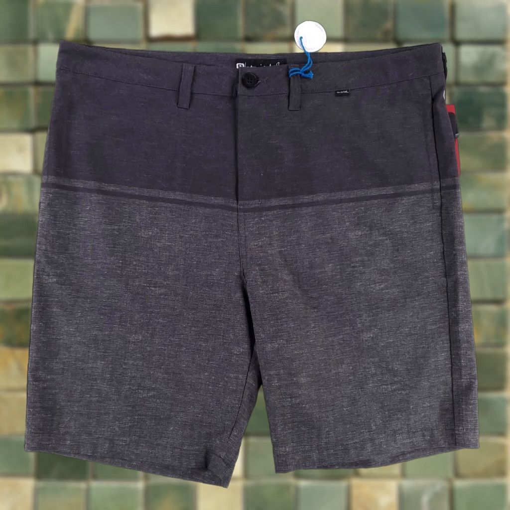 TravisMathew Travis Mathew Peale Shorts 777 Prestige Gray Golf Performance Mens 40 NWT Size US 40 / EU 56 - 1 Thumbnail
