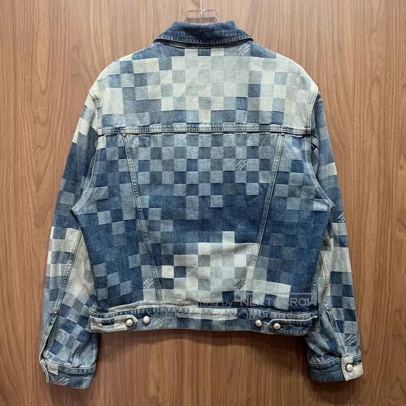 Louis Vuitton Louis Vuitton Checkerboard gradient full-print denim jacke Size US L / EU 52-54 / 3 - 2 Thumbnail