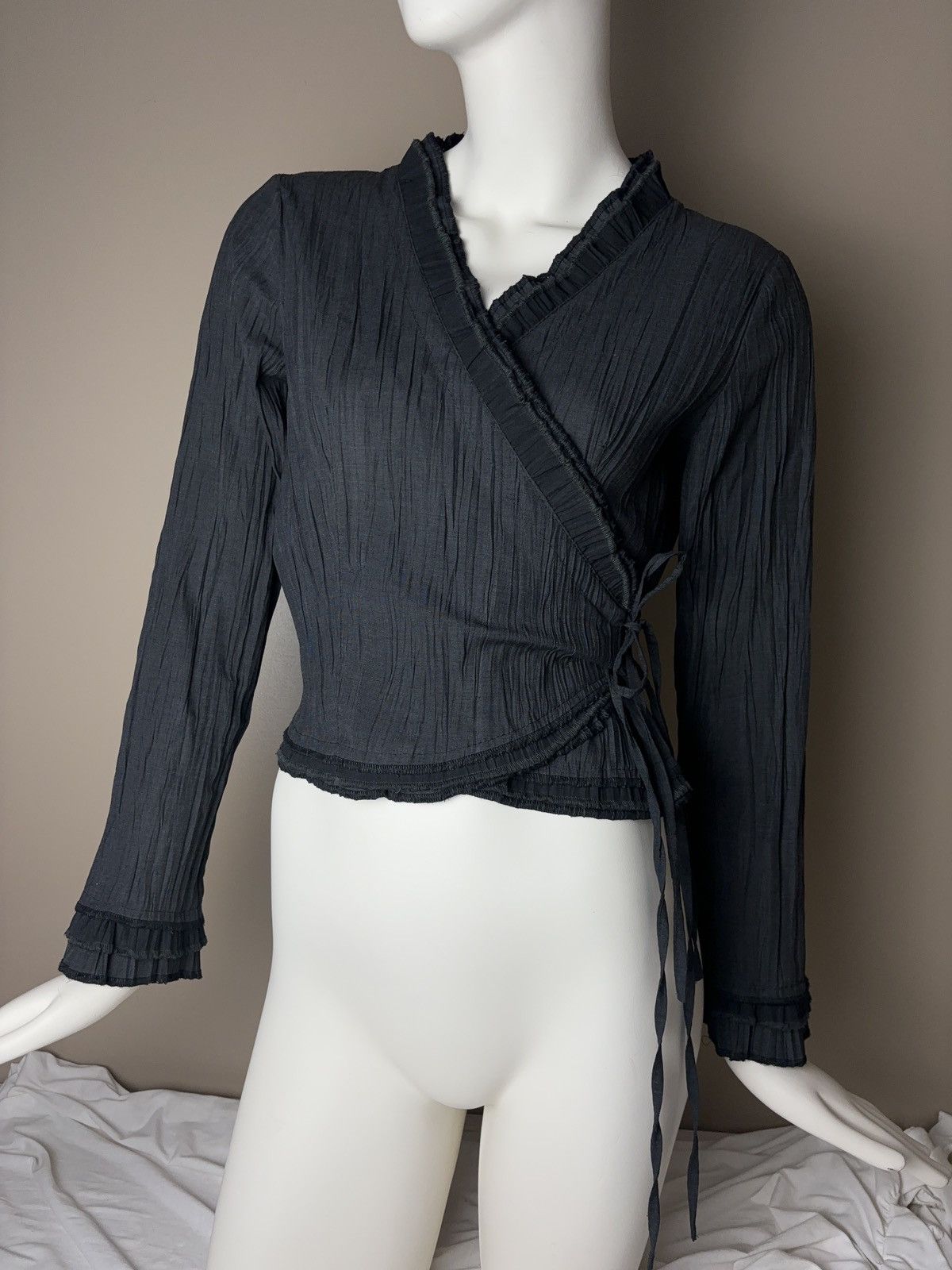 Vintage French lace up coquette style vintage blouse Size M / US 6-8 / IT 42-44 - 5 Thumbnail