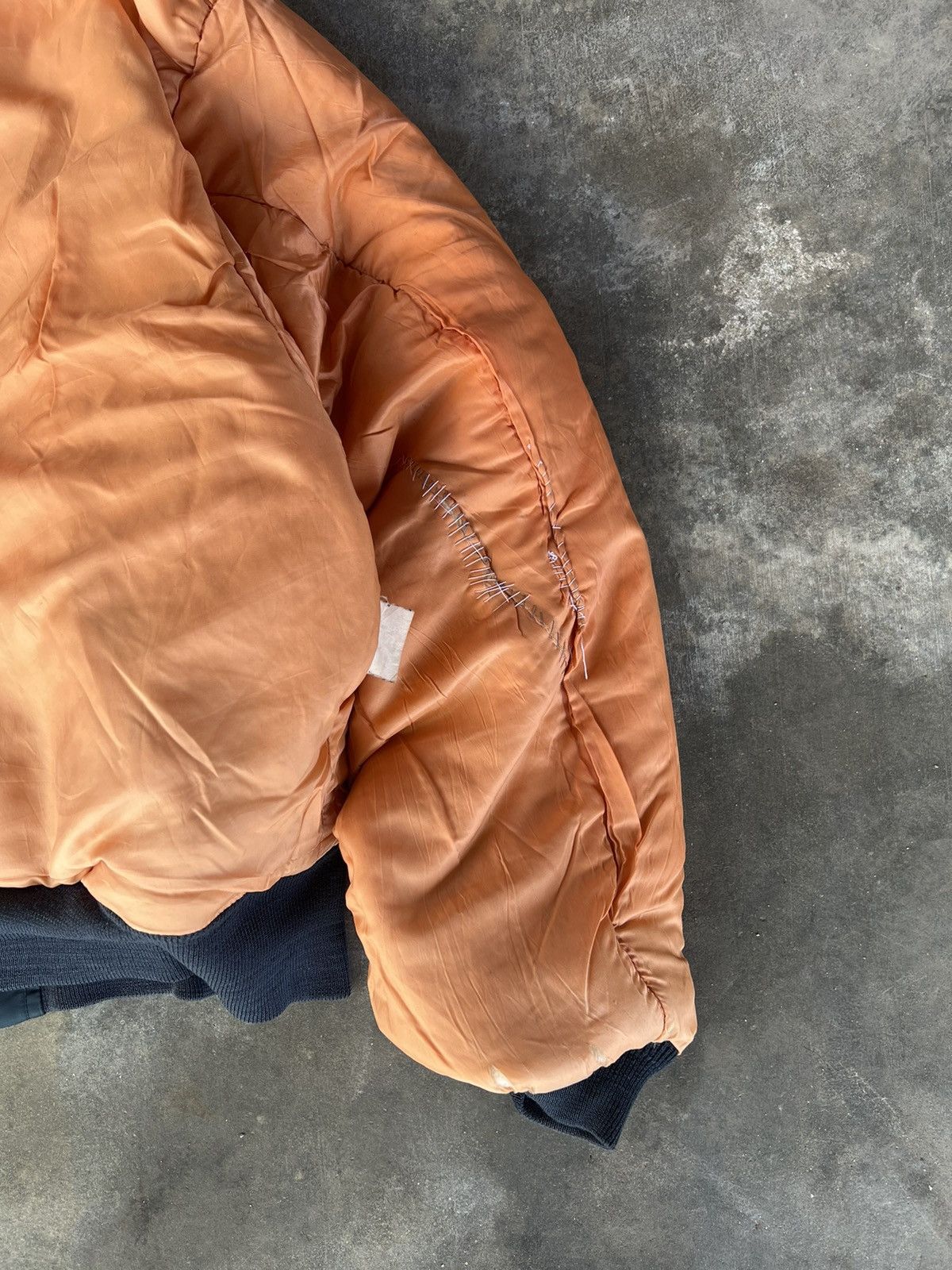 Schott Distressed Vintage Schott Flight Jacket Size US XL / EU 56 / 4 - 13 Thumbnail