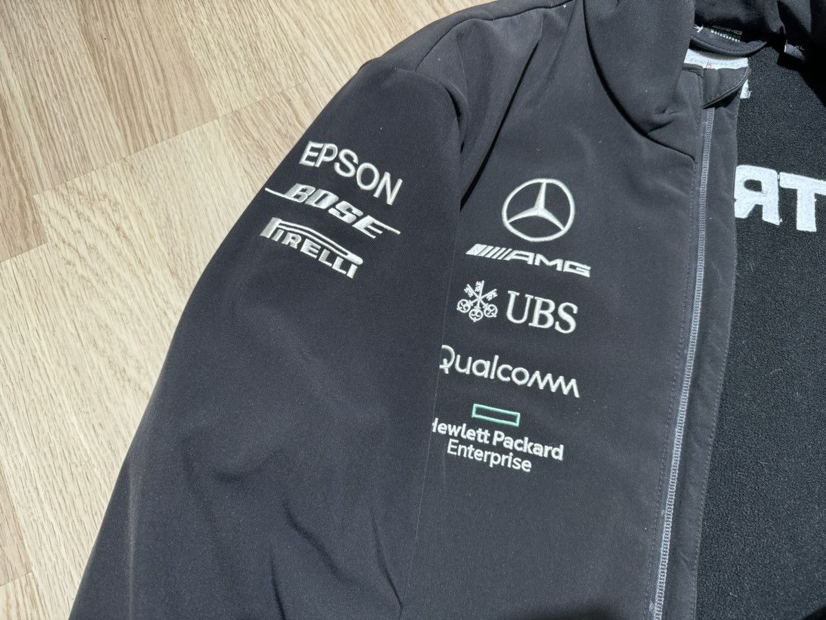 Mercedes-Benz × Pirelli × Tommy Hilfiger Petronas AMG Tommy Hilfiger softshell jacket Size US XL / EU 56 / 4 - 13 Thumbnail