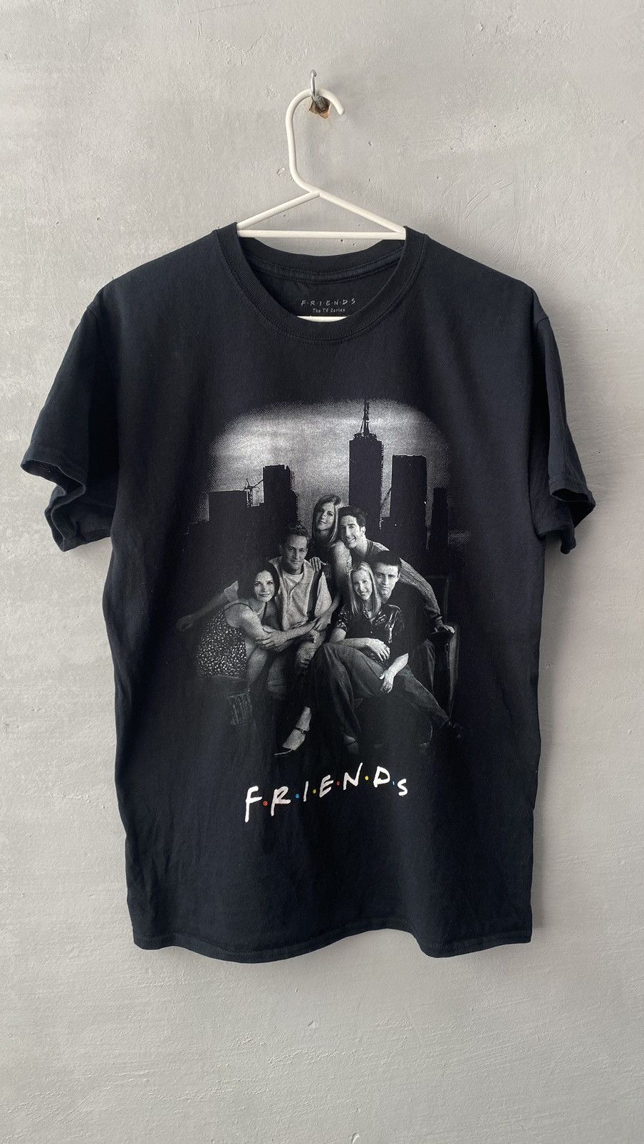 Other Vintage Friends tv series t-shirt Size US M / EU 48-50 / 2 - 1 Thumbnail