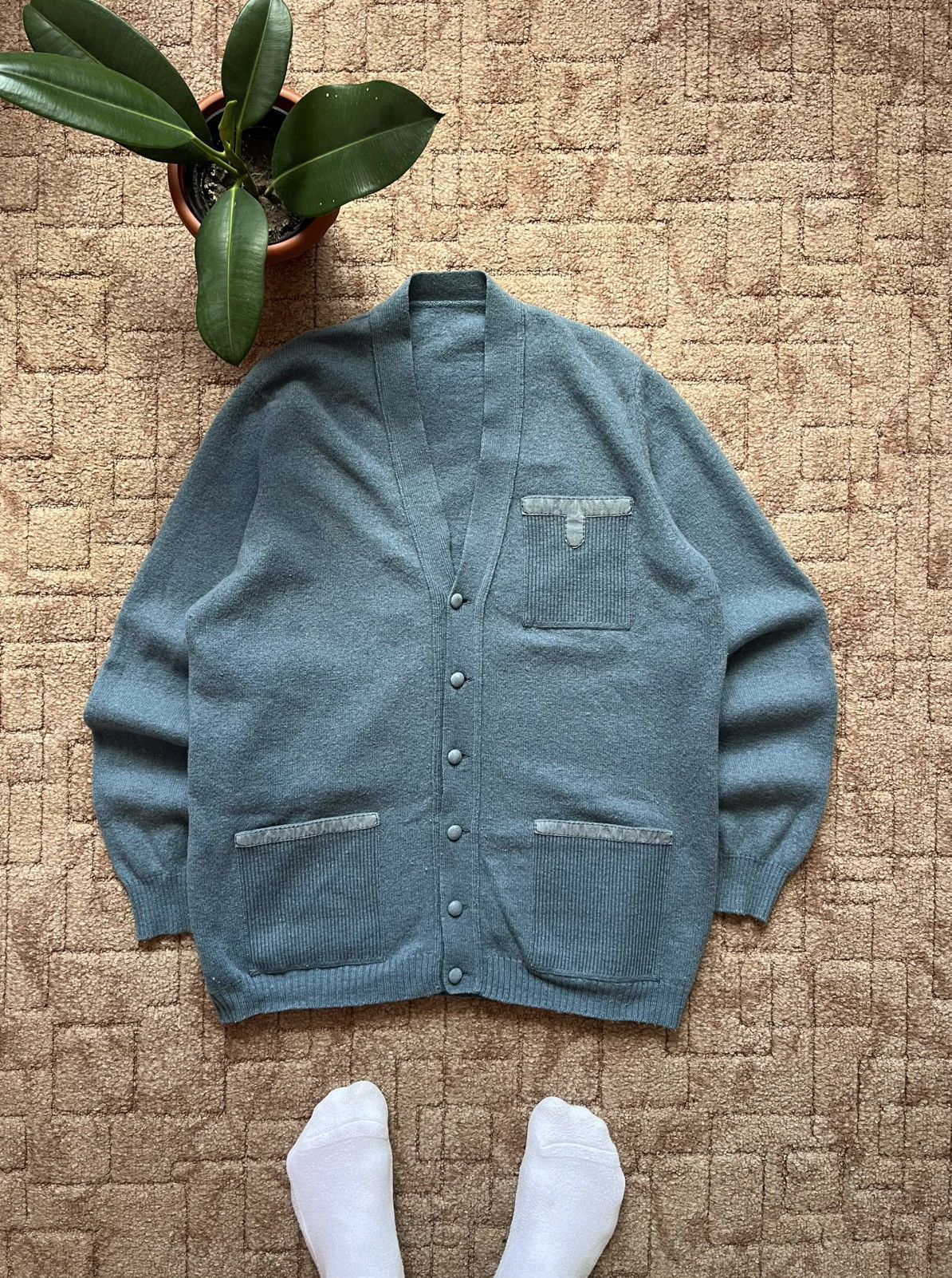 The Unbranded Brand Vintage Made In France 80's Lana Wool Blue Buttons Sweater Size US L / EU 52-54 / 3 - 1 Thumbnail