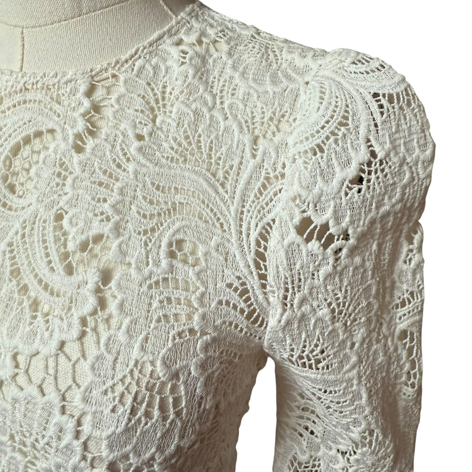 A.L.C. A.L.C. Talia Lace Cropped Top 0 Long Sleeves Buttoned Cuffs Size XS / US 0-2 / IT 36-38 - 6 Thumbnail