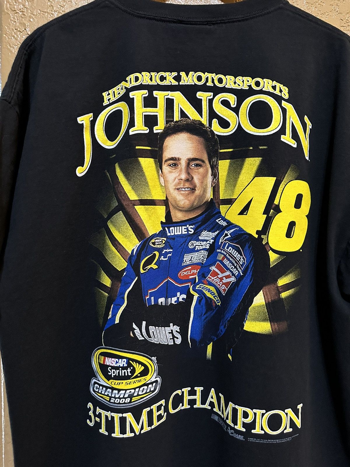 Chase Authentics × NASCAR × Vintage Vintage NASCAR Champion Jimmie Johnson AOP Racing Tee 2X Size US XXL / EU 58 / 5 - 3 Thumbnail