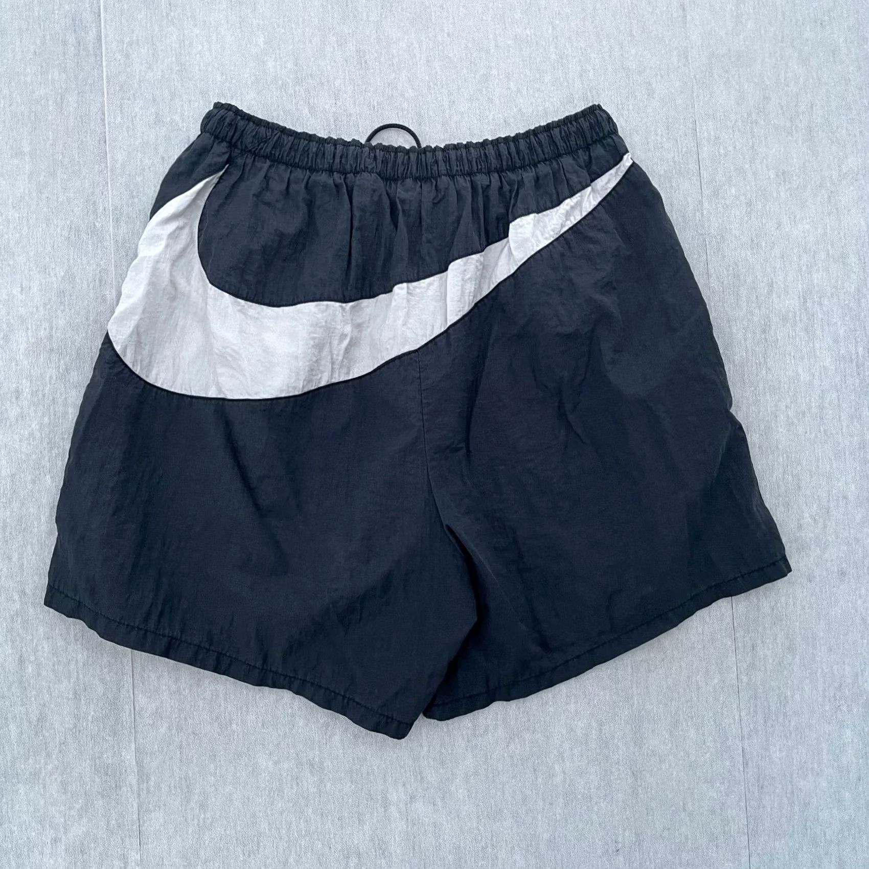 Nike VINTAGE Nike Shorts Bottom Mens XL Black Lined Swim Trunks Big Swoosh Logo Men Size US 36 / EU 52 - 2 Thumbnail