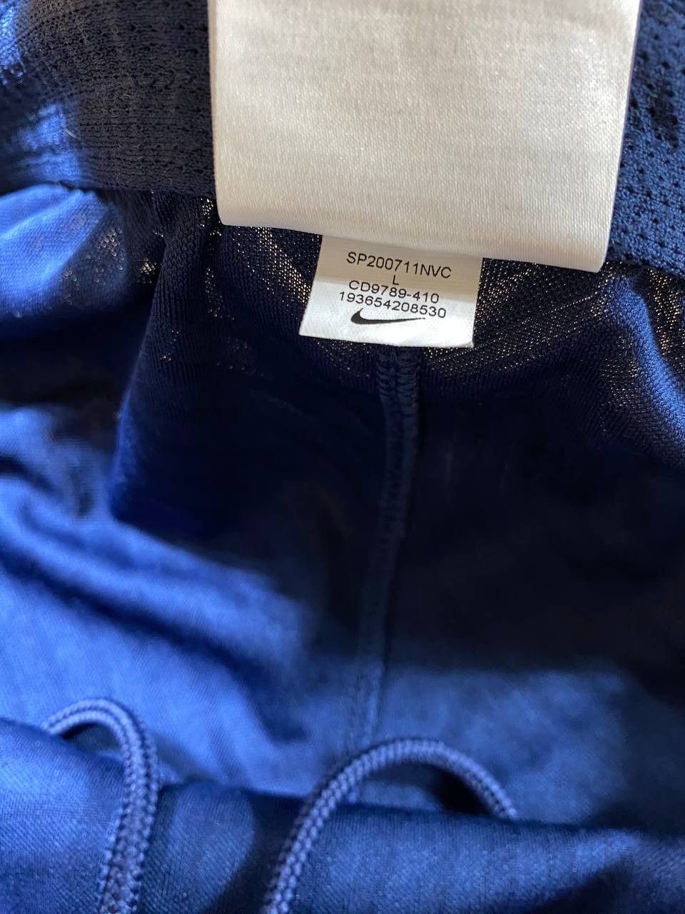 Nike × Vintage Vintage Nike Mens Shorts Size US 34 / EU 50 - 13 Thumbnail