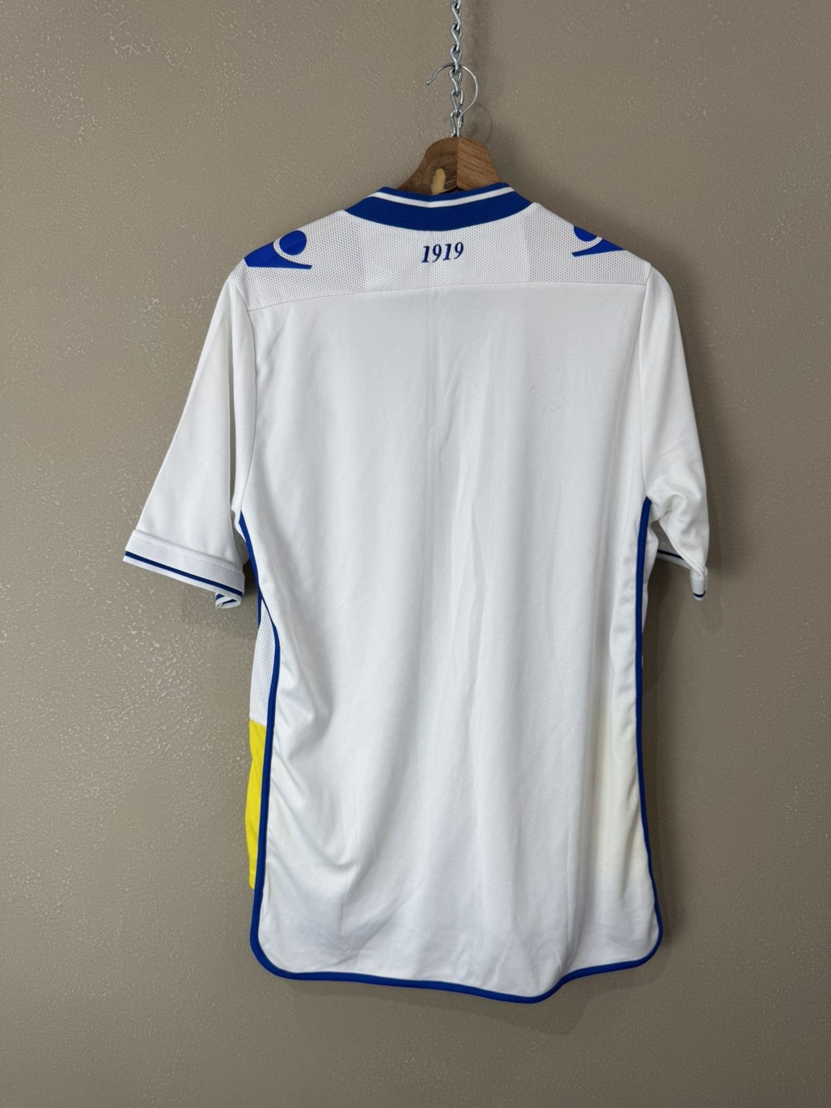 Macron Macron Leeds United FC Soccer Jersey Football Polo Size US L / EU 52-54 / 3 - 2 Thumbnail