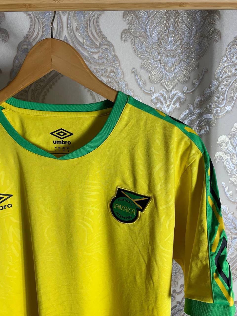 Umbro × Vintage VERY RARE UMBRO JAMAICA SOCCE JERSEY BLOKECORE Y2K RETRO 90s Size US L / EU 52-54 / 3 - 2 Thumbnail