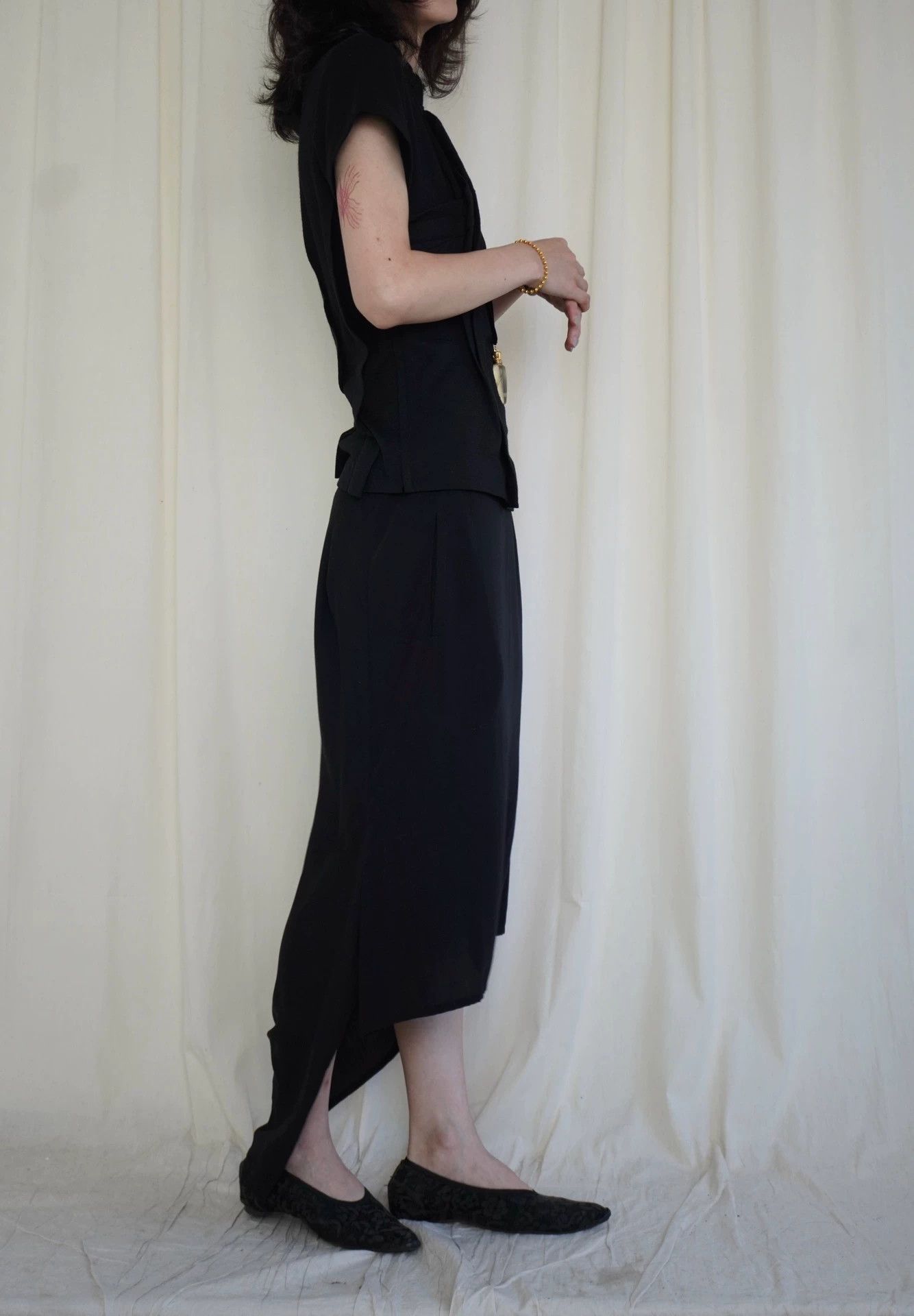 Yohji Yamamoto Yohji Yamamoto Noir 2000s Front-Short Back-Long Structured Skirt Size S / US 4 / IT 40 - 2 Thumbnail