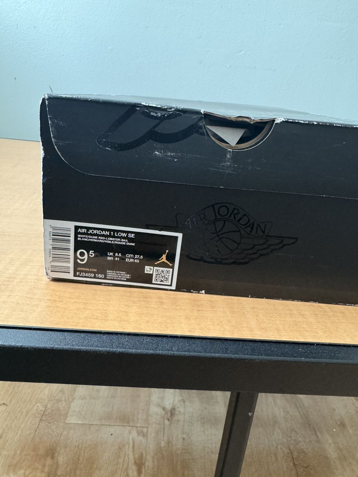 Nike Nike Air Jordan 1 Low SE Size US 9.5 / EU 42-43 - 6 Thumbnail