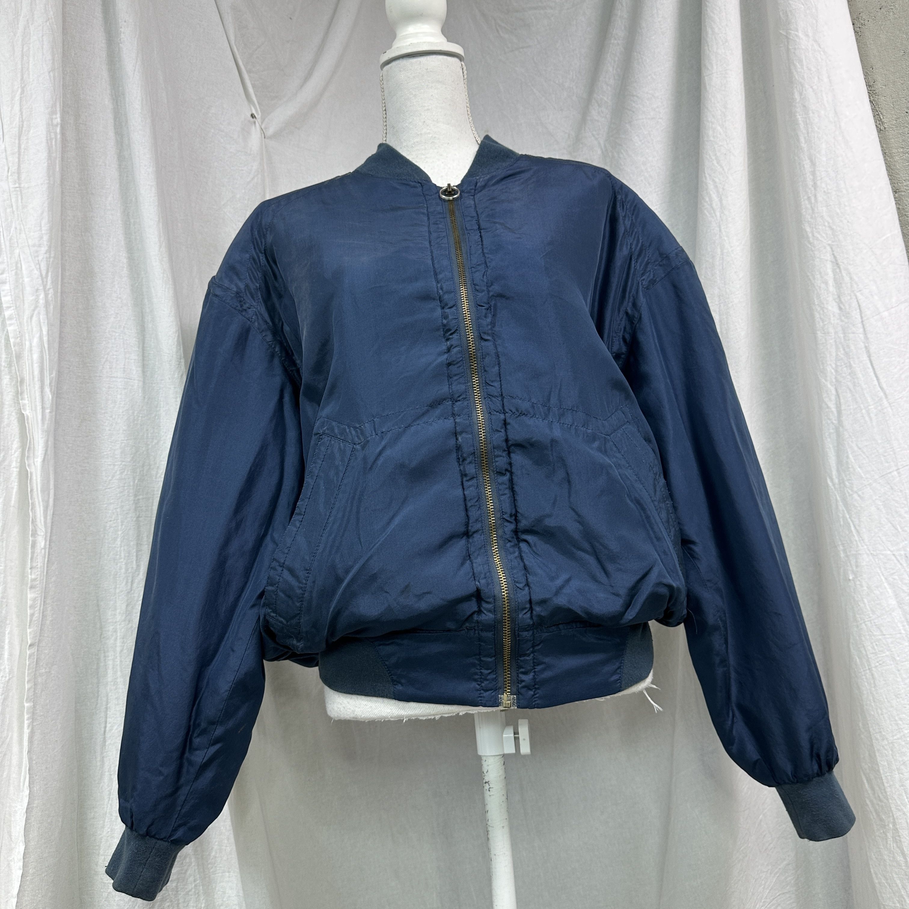 Vintage Vintage Streetwear Preppy Bomber Jacket 100% Silk Size US S / EU 44-46 / 1 - 1 Thumbnail