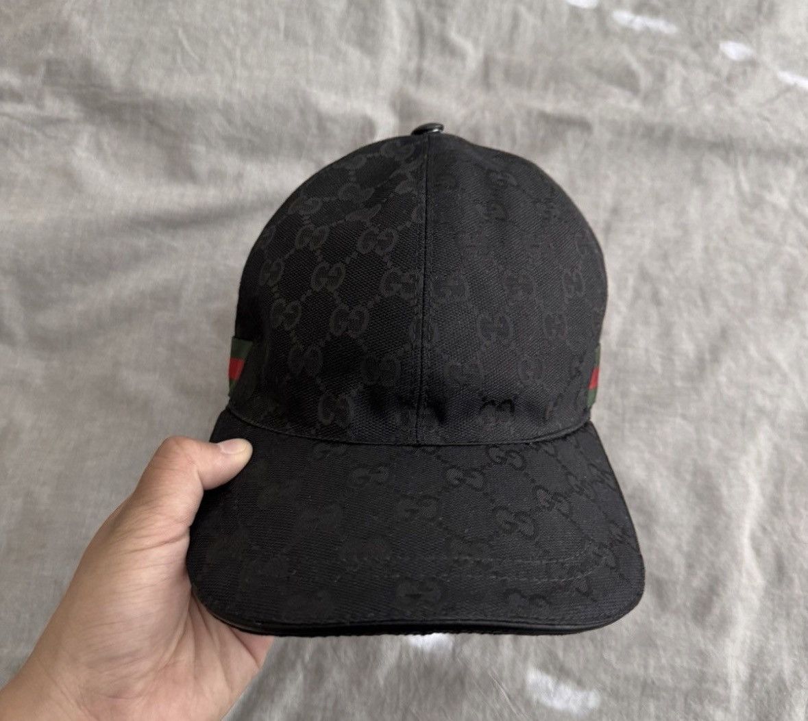 Gucci A Gucci GG canvas baseball hat in Web black, size Medium. Size ONE SIZE - 4 Thumbnail