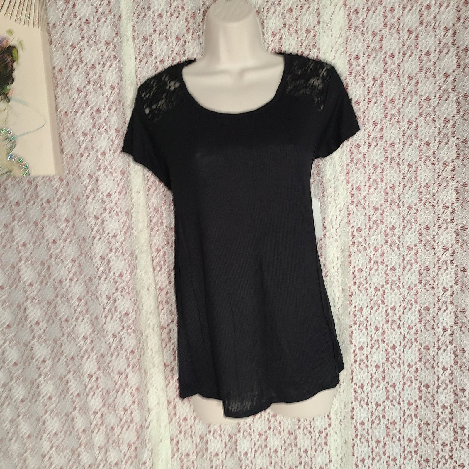 Faded Glory NWT faded glory black ribbed lace back top size medium Size M / US 6-8 / IT 42-44 - 1 Thumbnail