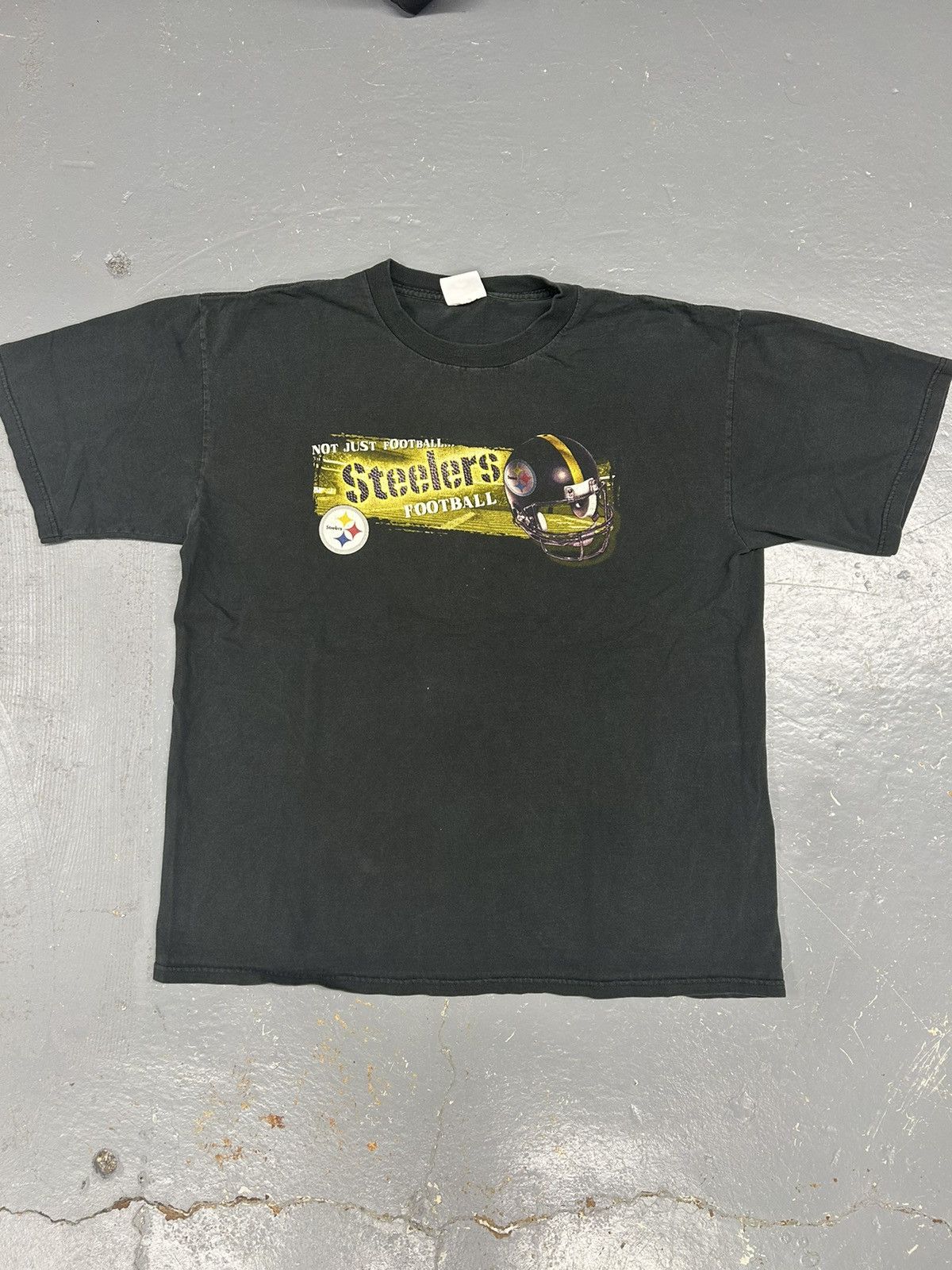 NFL Crazy Vintage Y2K Pittsburgh Steelers Black NFL Tee Shirt Size US XL / EU 56 / 4 - 1 Thumbnail