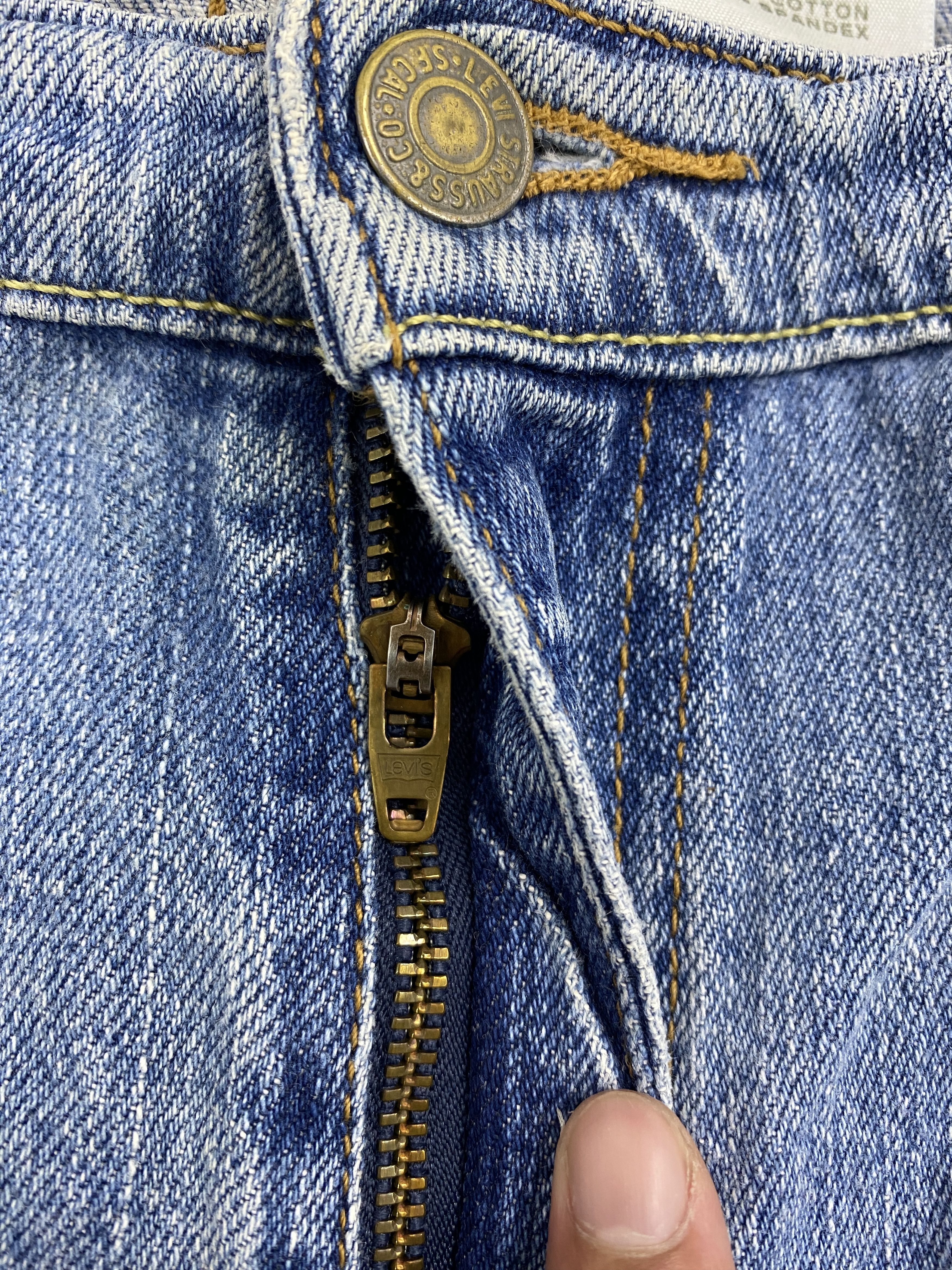 Levi's Vintage Levis 515 Flared Bootcut Faded Blue Jeans S0041 Size 36" / US 14 / IT 50 - 12 Thumbnail
