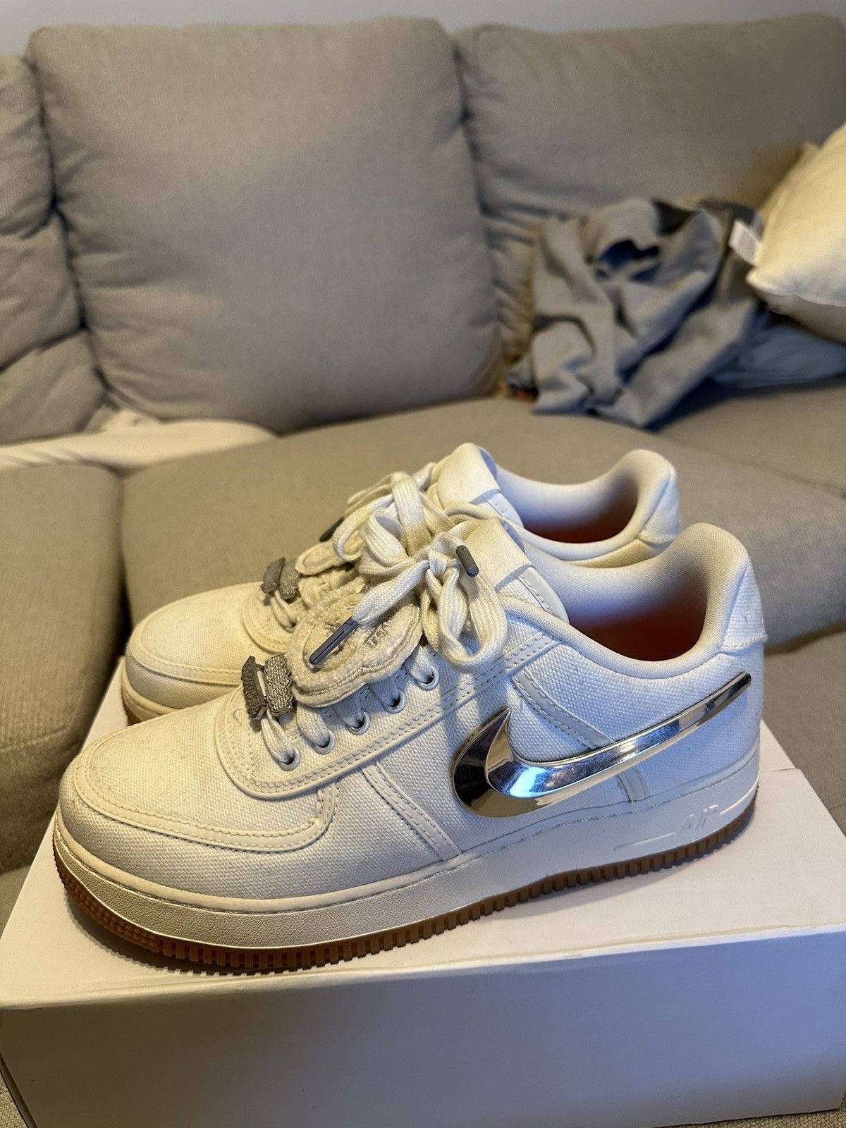 Nike × Travis Scott Nike Air Force 1 Low Travis Scott Sail Size 8.5 Size US 8.5 / EU 41-42 - 3 Thumbnail