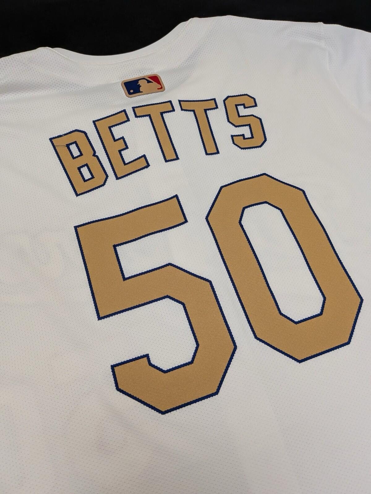 Nike Nike Mookie Betts Los Angeles Dodgers Gold Collection Jersey Size ONE SIZE - 6 Thumbnail