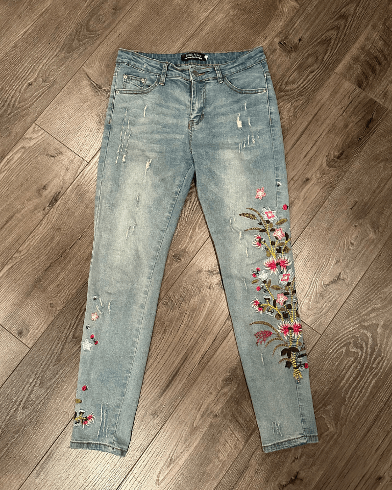 Other Y2K Floral Flower Embroidery Women's Skinny Jeans - Medium Size 29" - 1 Thumbnail