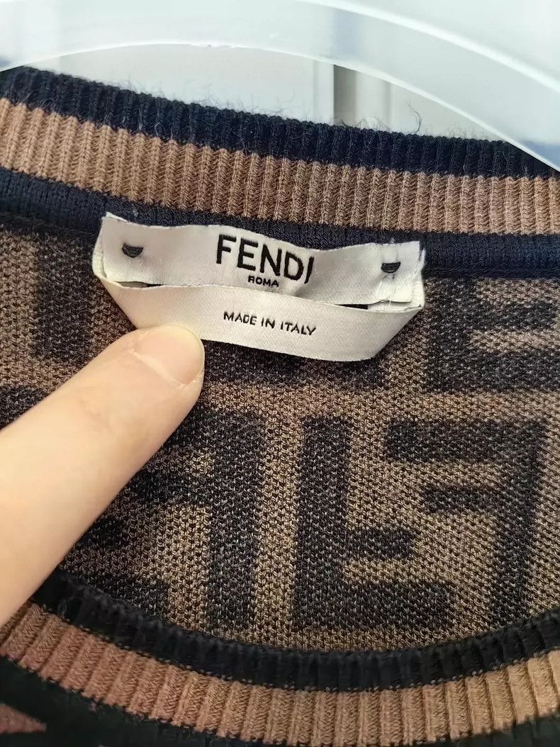Fendi FENDI Women's classic knitted sweater Size XS / US 0-2 / IT 36-38 - 3 Thumbnail