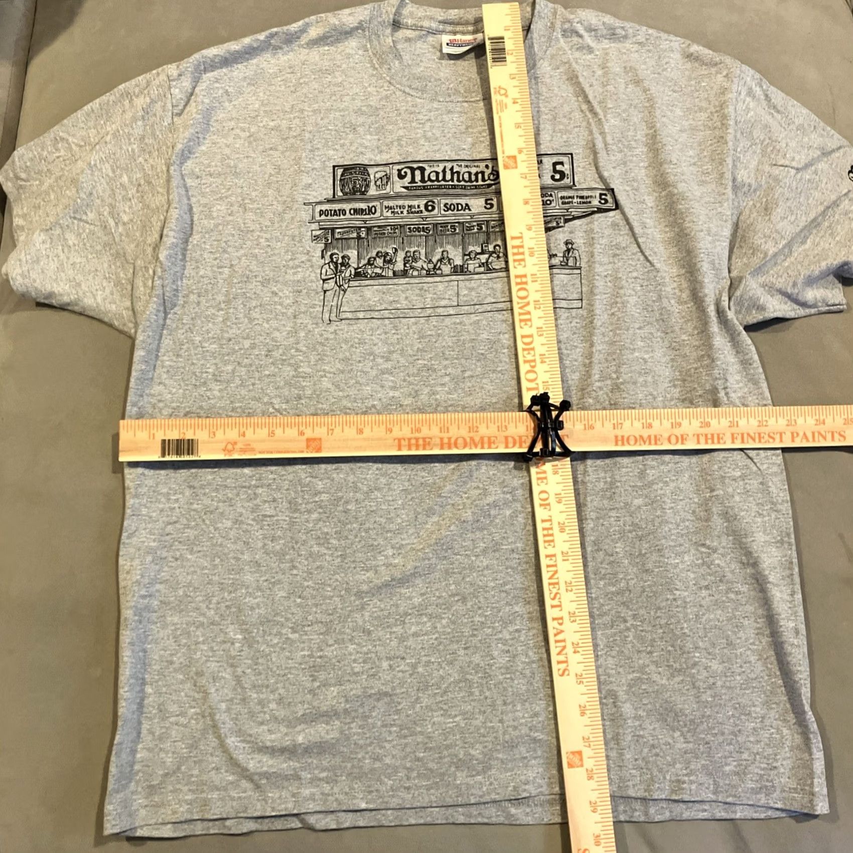 Hanes VINTAGE Hanes Heavyweight T-Shirt Gray Men's XL Nathan's Famous Gray T Shirt Mens XL Size US XL / EU 56 / 4 - 5 Thumbnail