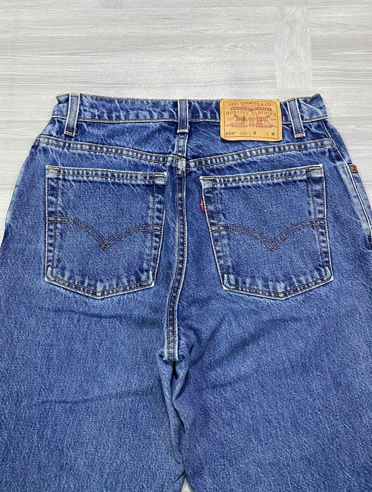 Levi's Vintage Levi’s 550 Relaxed Fit Tappered Leg Denim Jeans Size US 30 / EU 46 - 2 Thumbnail