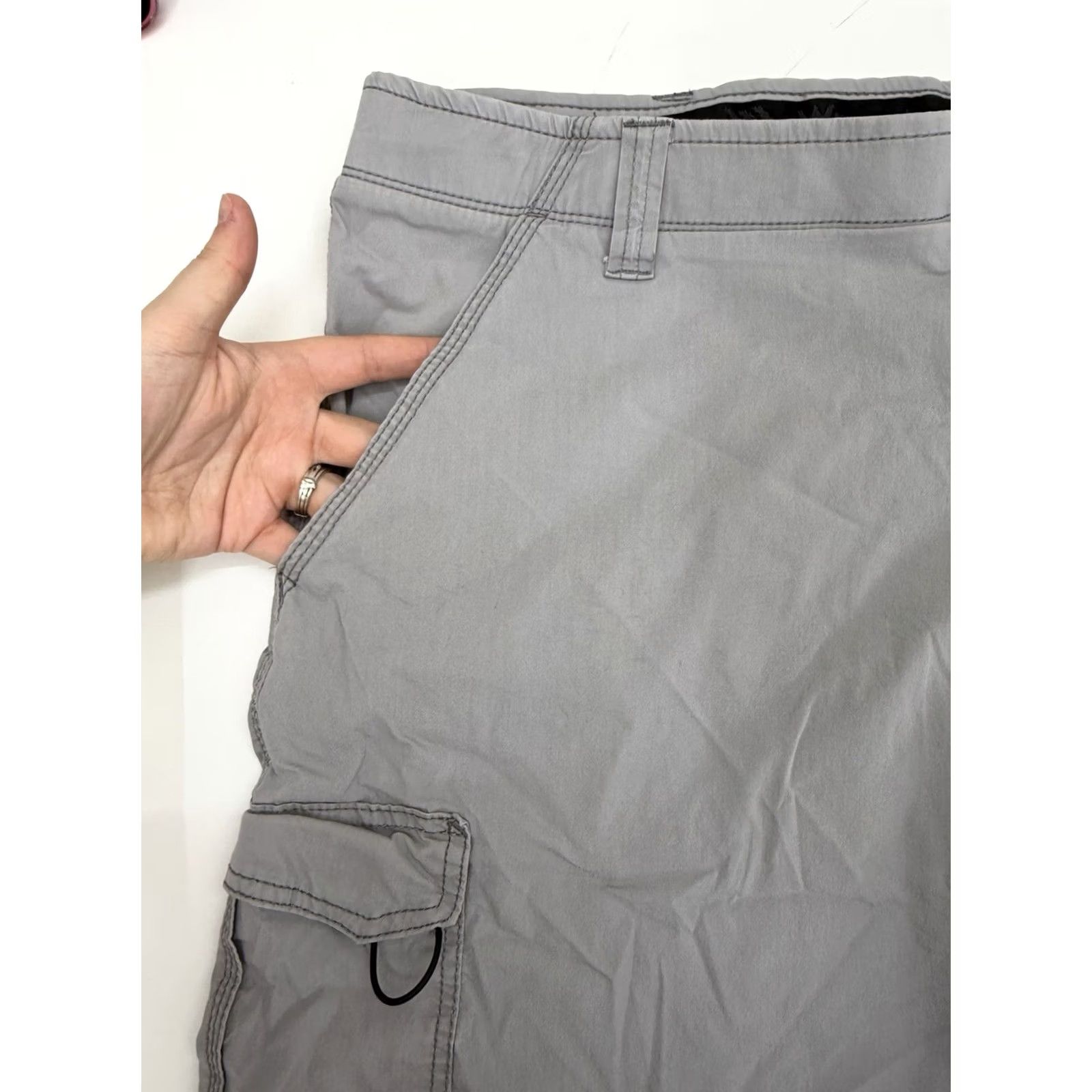 Wrangler Wrangler Mens Shorts Cargo Gray 42 - Regular Rise, Flat Front, Pockets, Button Closure, Cotton Nylon Spandex - Casual Size US 42 / EU 58 - 3 Thumbnail