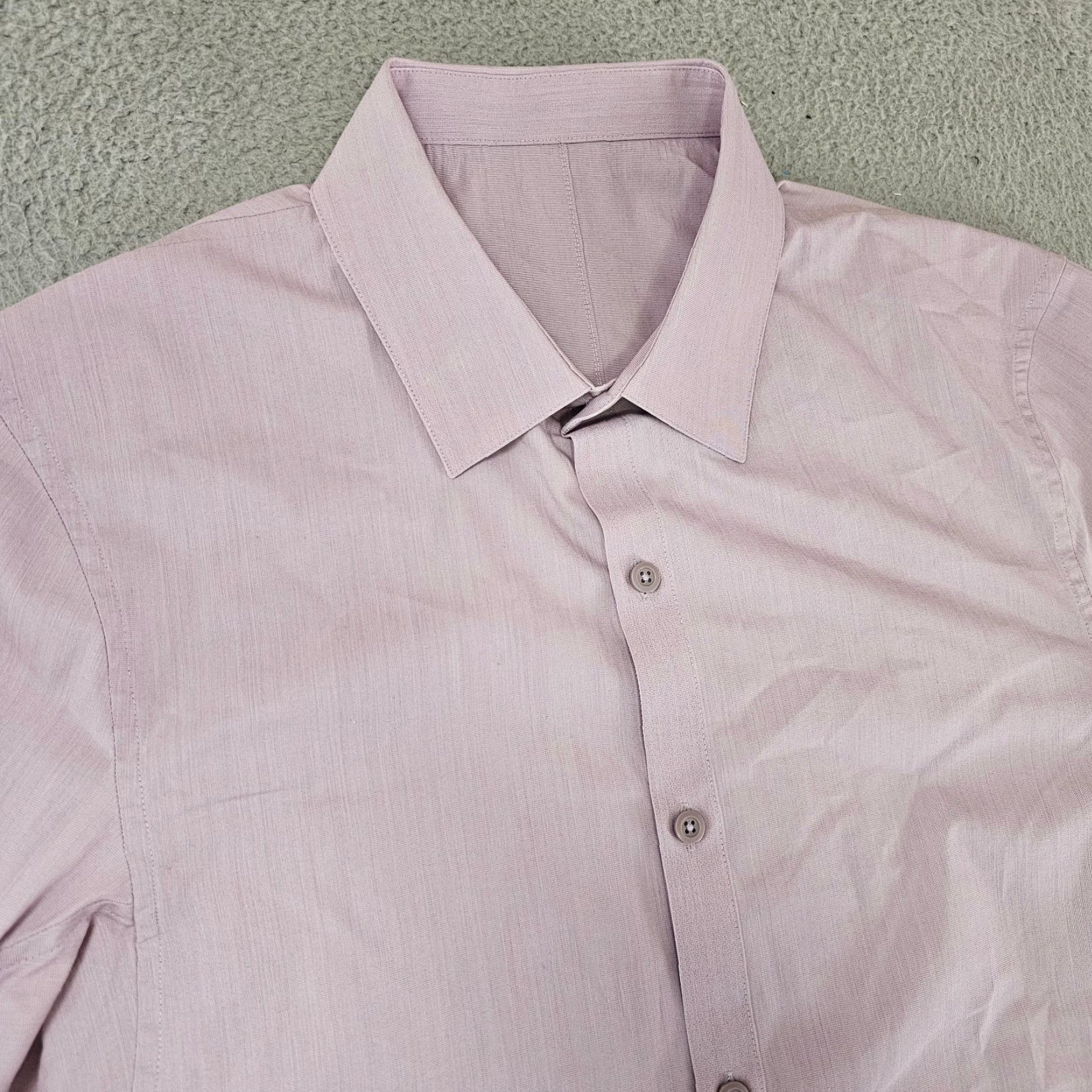 Lululemon Lululemon Shirt Mens Medium Purple Woven Button-Up Long Sleeve Collared Pocket Knit/Active Size US M / EU 48-50 / 2 - 2 Thumbnail